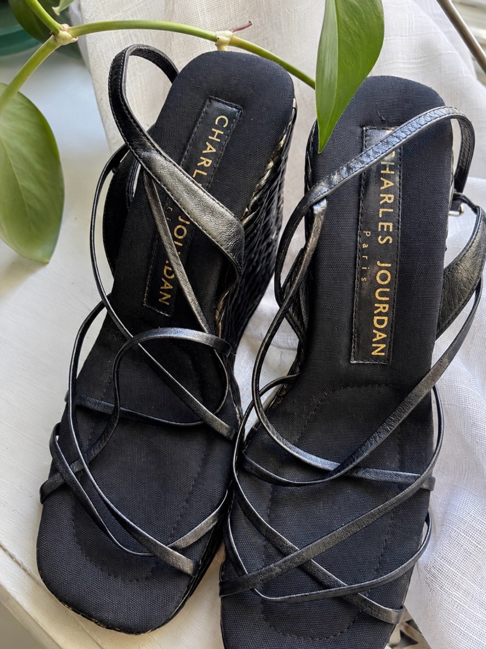 Vintage Charles Jourdan Paris Black Woven Wedge Sandals Strappy Espadrille 7.5